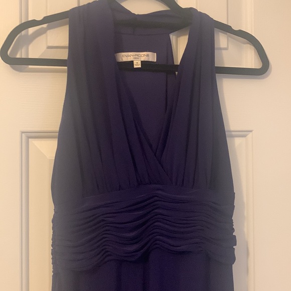 Evan-Picone Sleeveless, Ruched Waist, Cocktail Dress - Picture 4 of 7